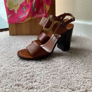 Chloe Leather heels!